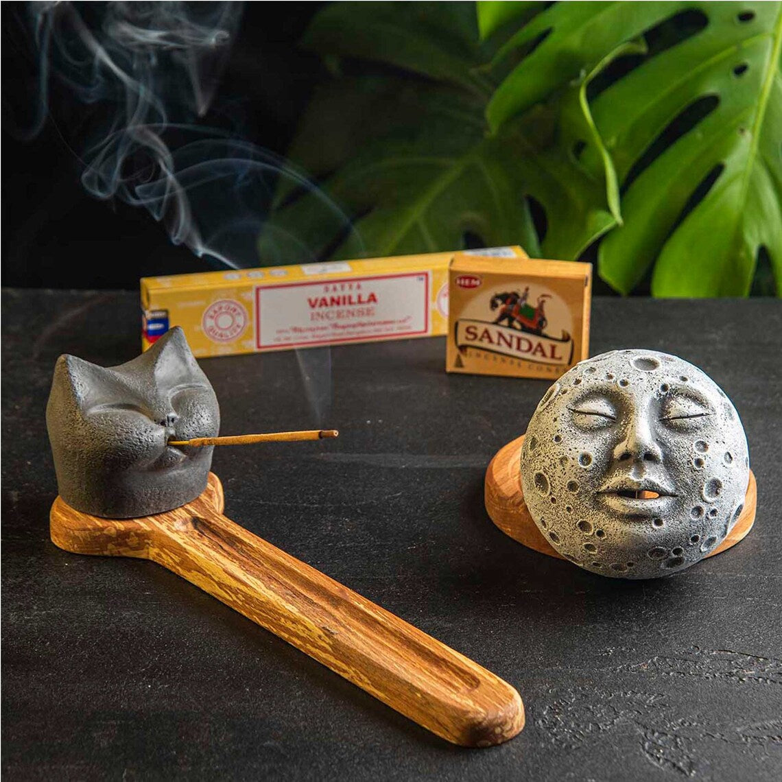 Handmade Moon Face Backflow Incense Burner & Cat Holder – Zen Aromatherapy Decor