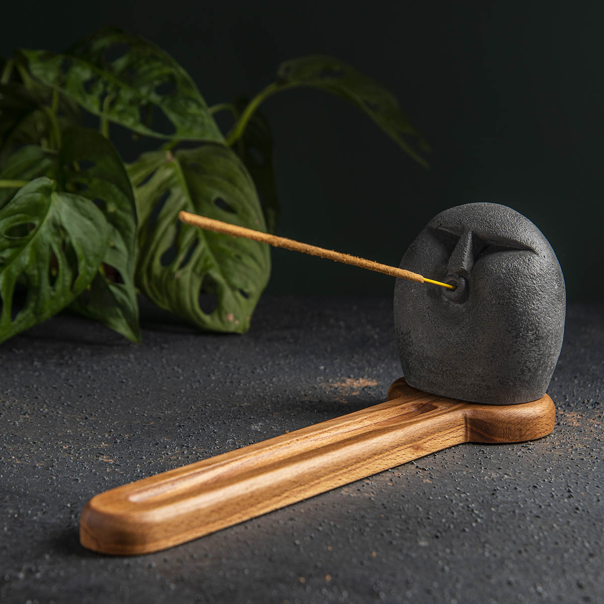 Stone Face Incense Holder with Beech Wood Tray & Satya Organic Incense. Handmade, Elegant Design for Relaxation & Aromatherapy